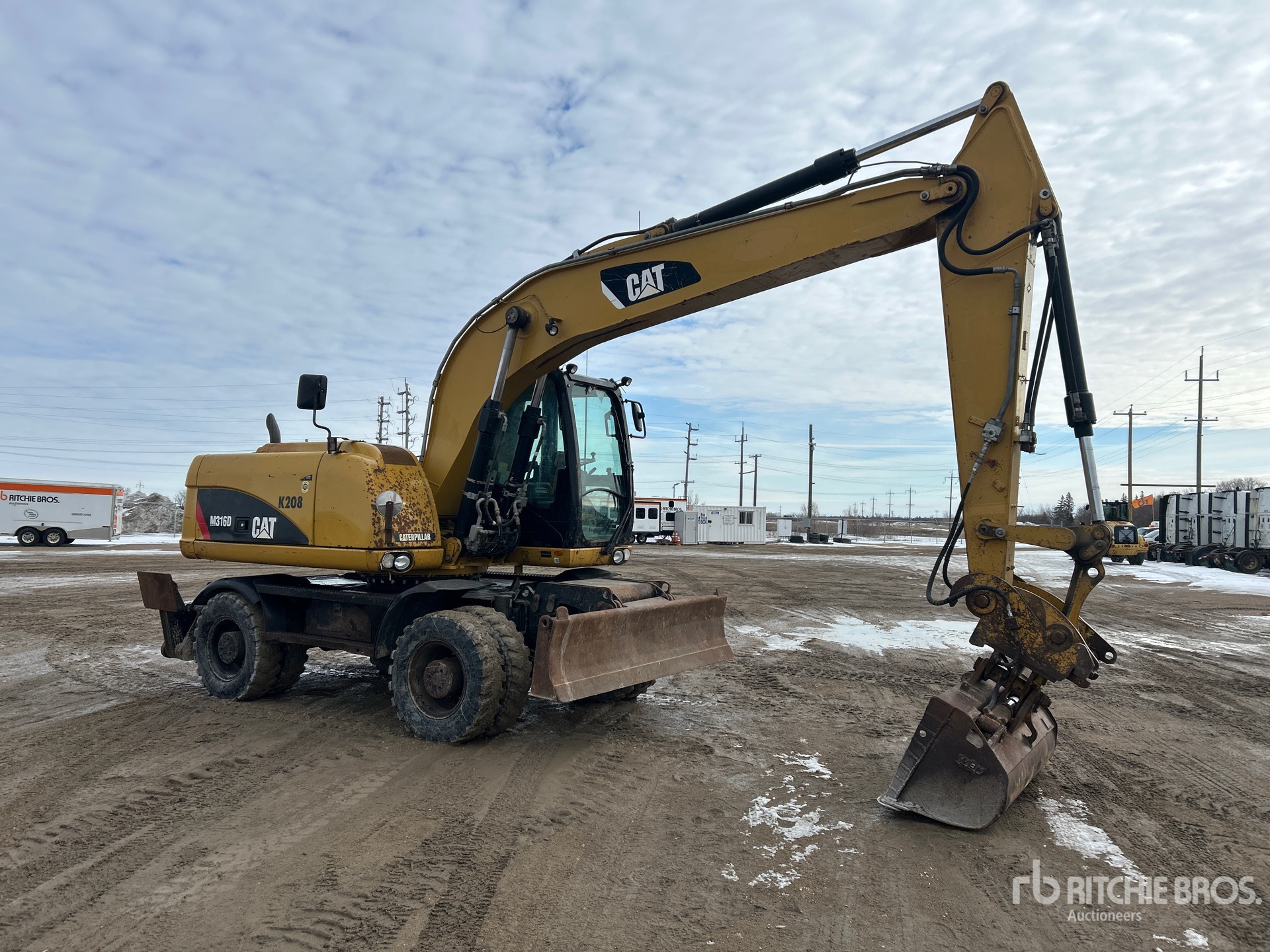 General Appearance with Picture, Right Front Corner