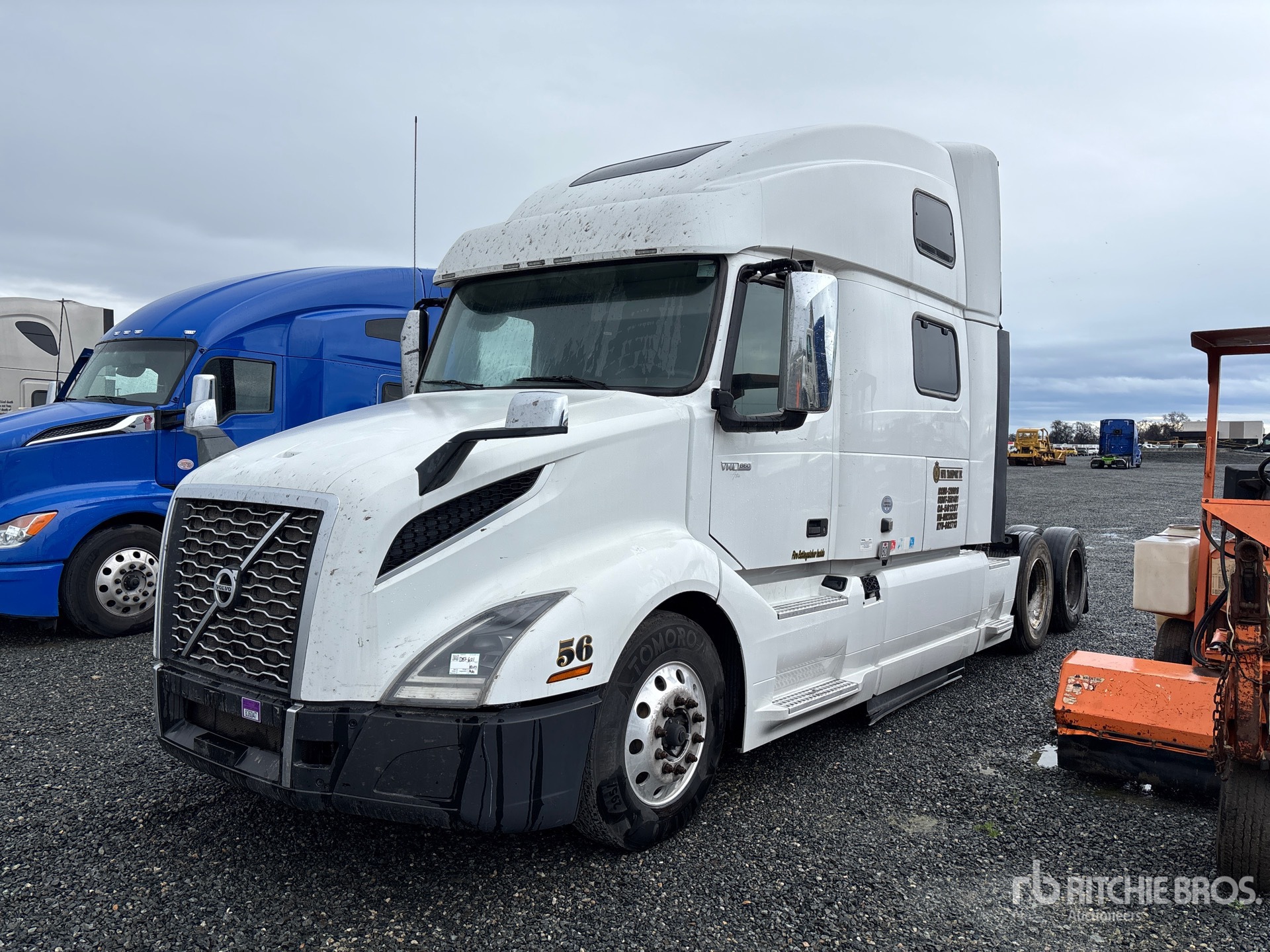 General Appearance with Picture, Left Front Corner