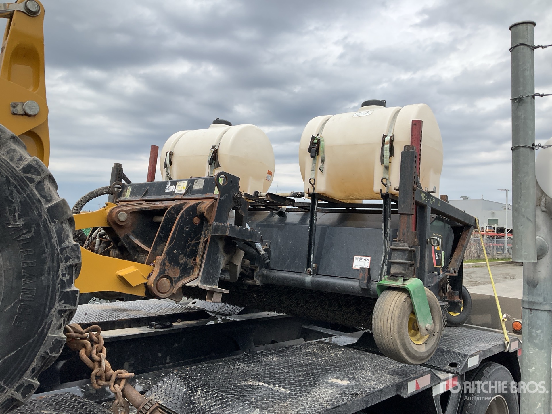 Photo of a 2011 Caterpillar BA18