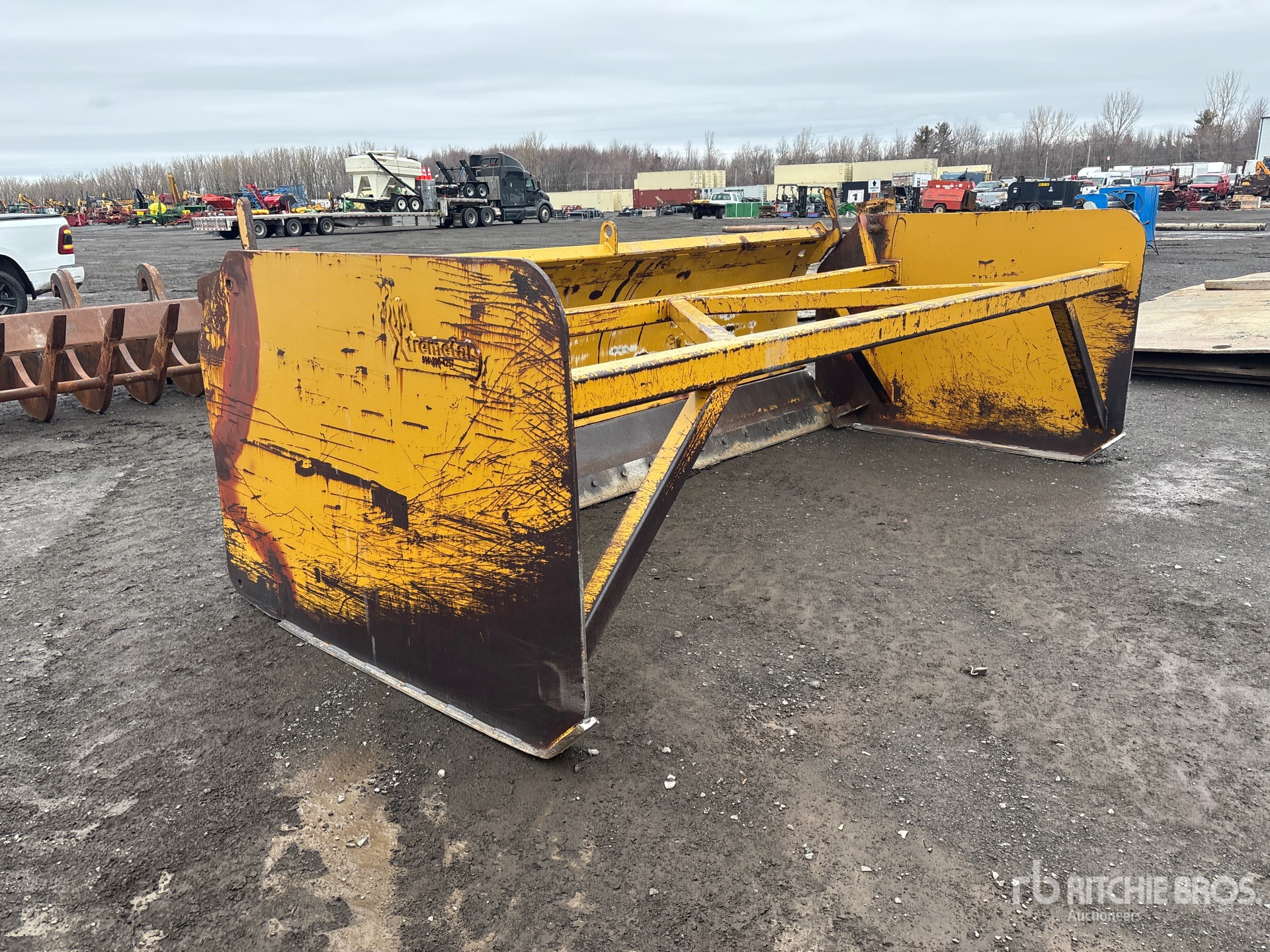 General Appearance with Zdjęcie, prawy górny róg