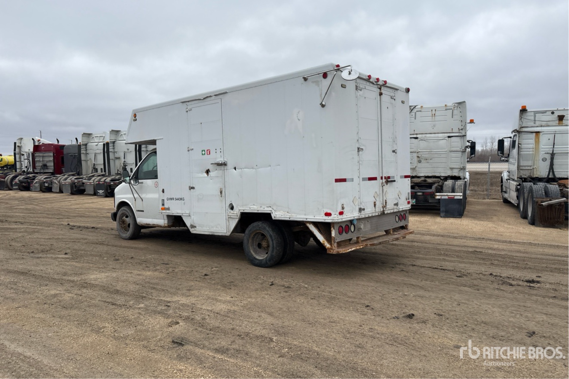 General Appearance with Picture, Left Rear Corner