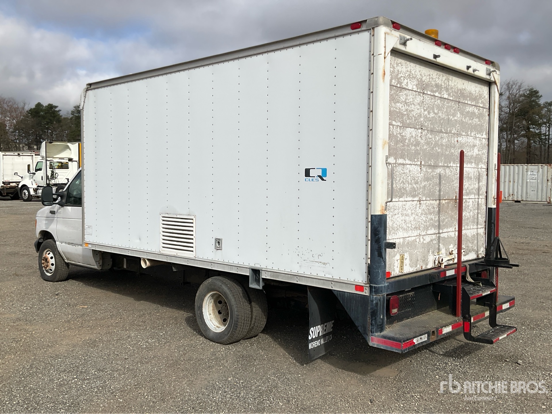 General Appearance with Zdjęcie, lewy dolny róg