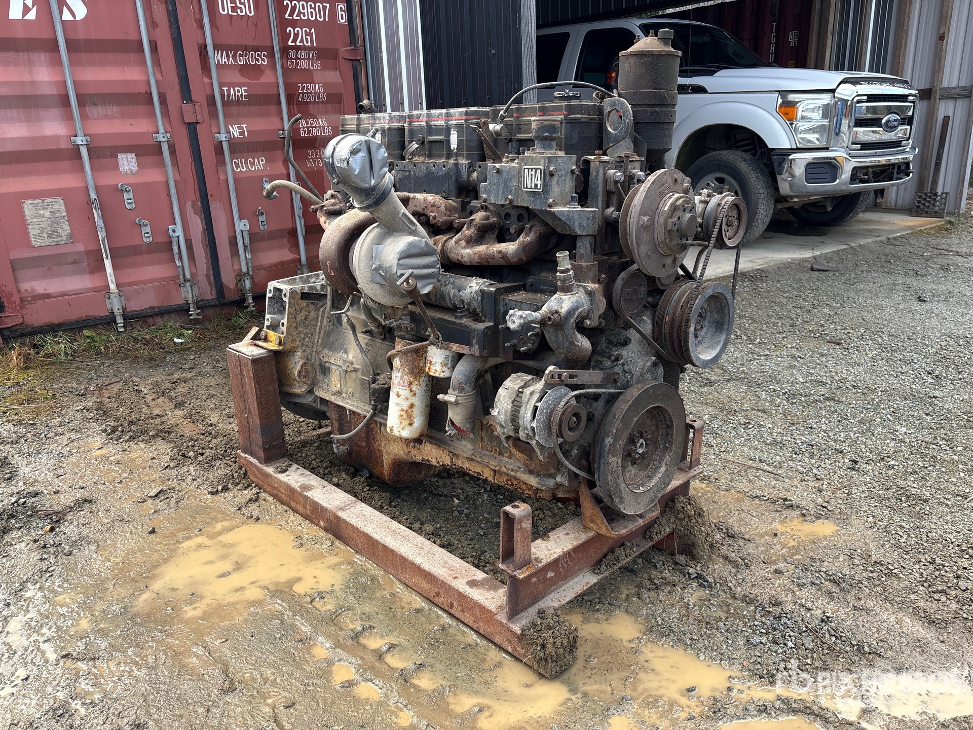 General Appearance with Image, coin avant droit