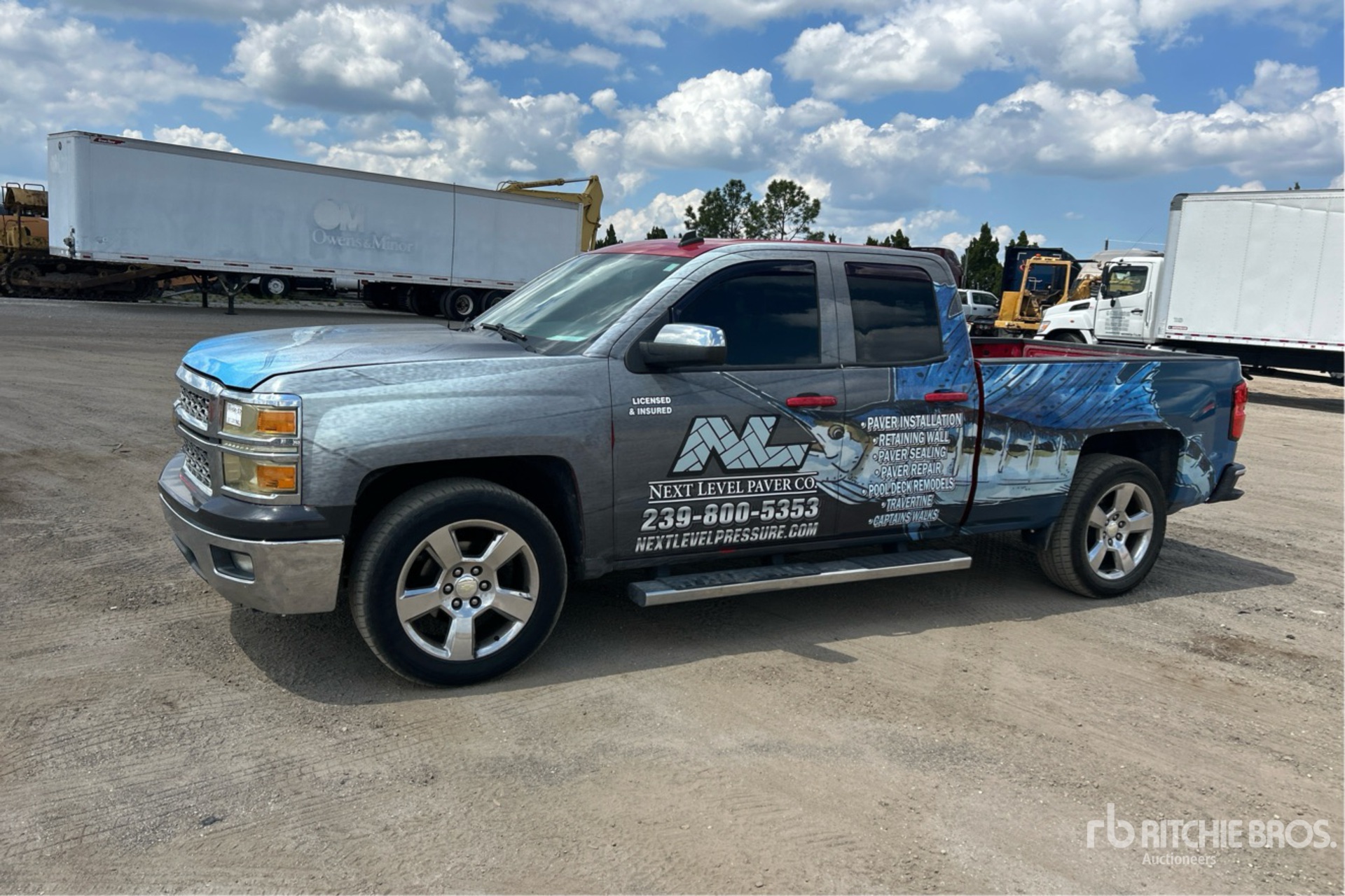 Aspect général with Image, coin avant gauche