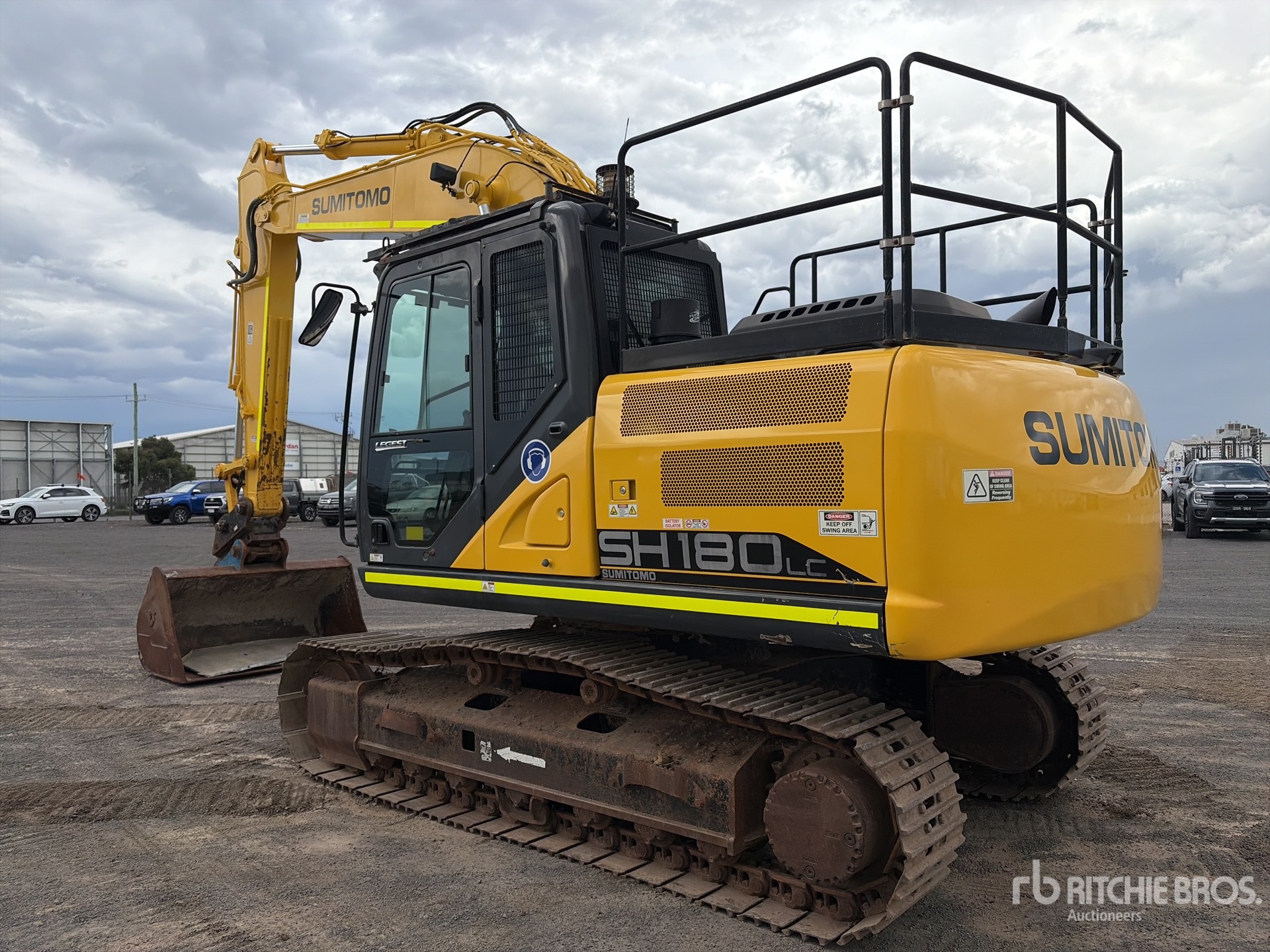 General Appearance with Imagen: esquina trasera izquierda