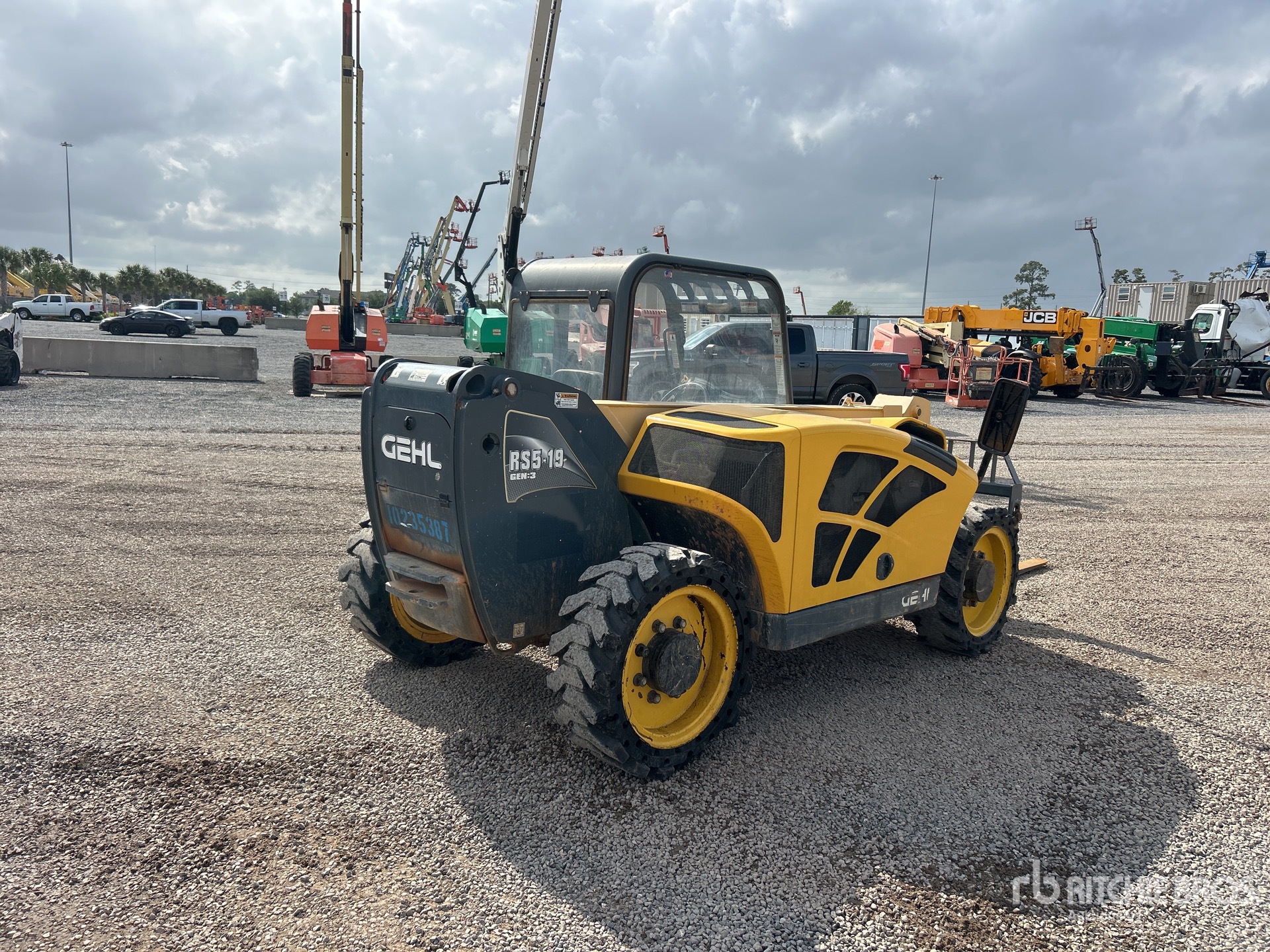 General Appearance with Imagen: esquina trasera derecha