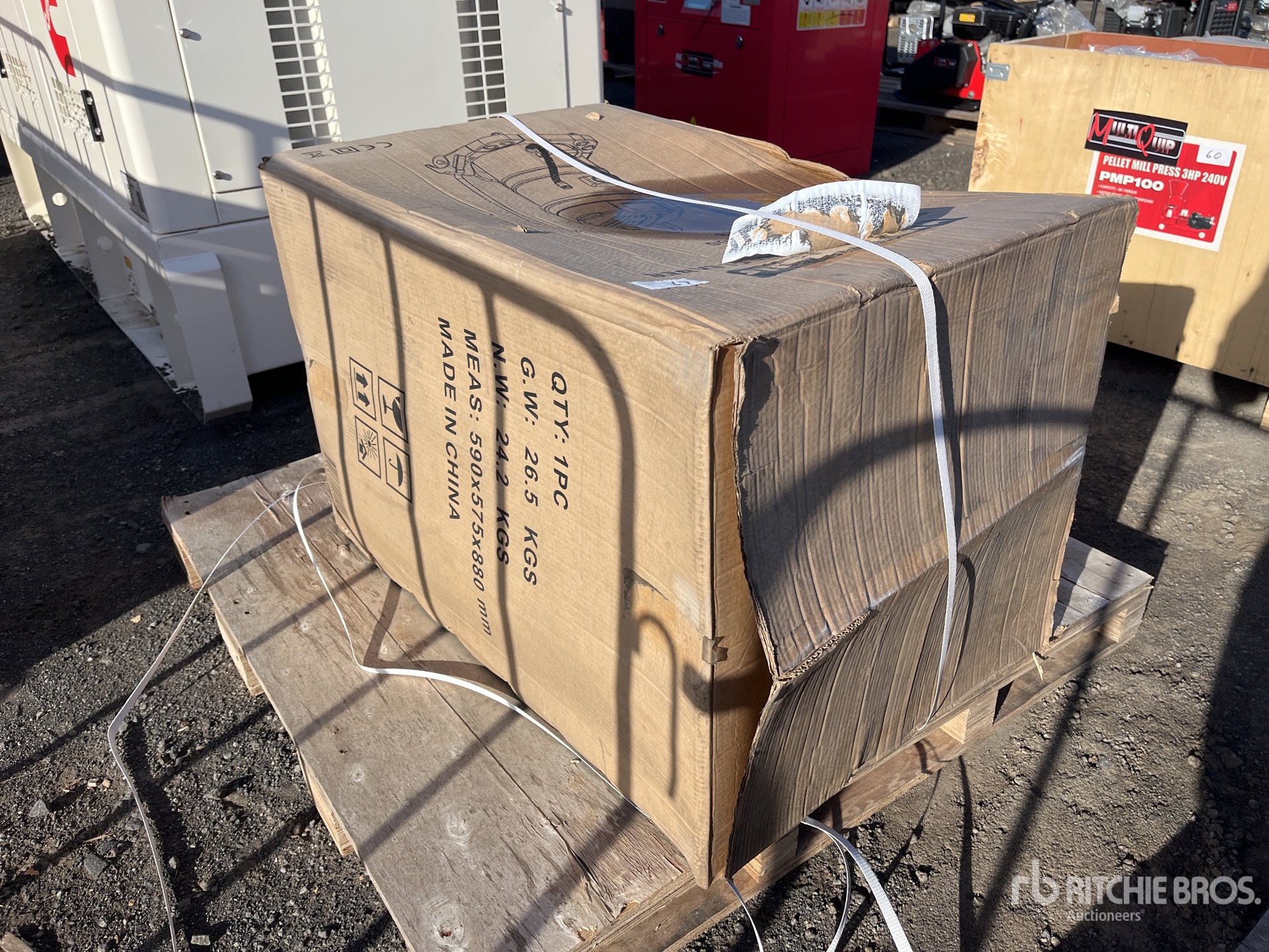 General Appearance with Picture, Right Rear Corner