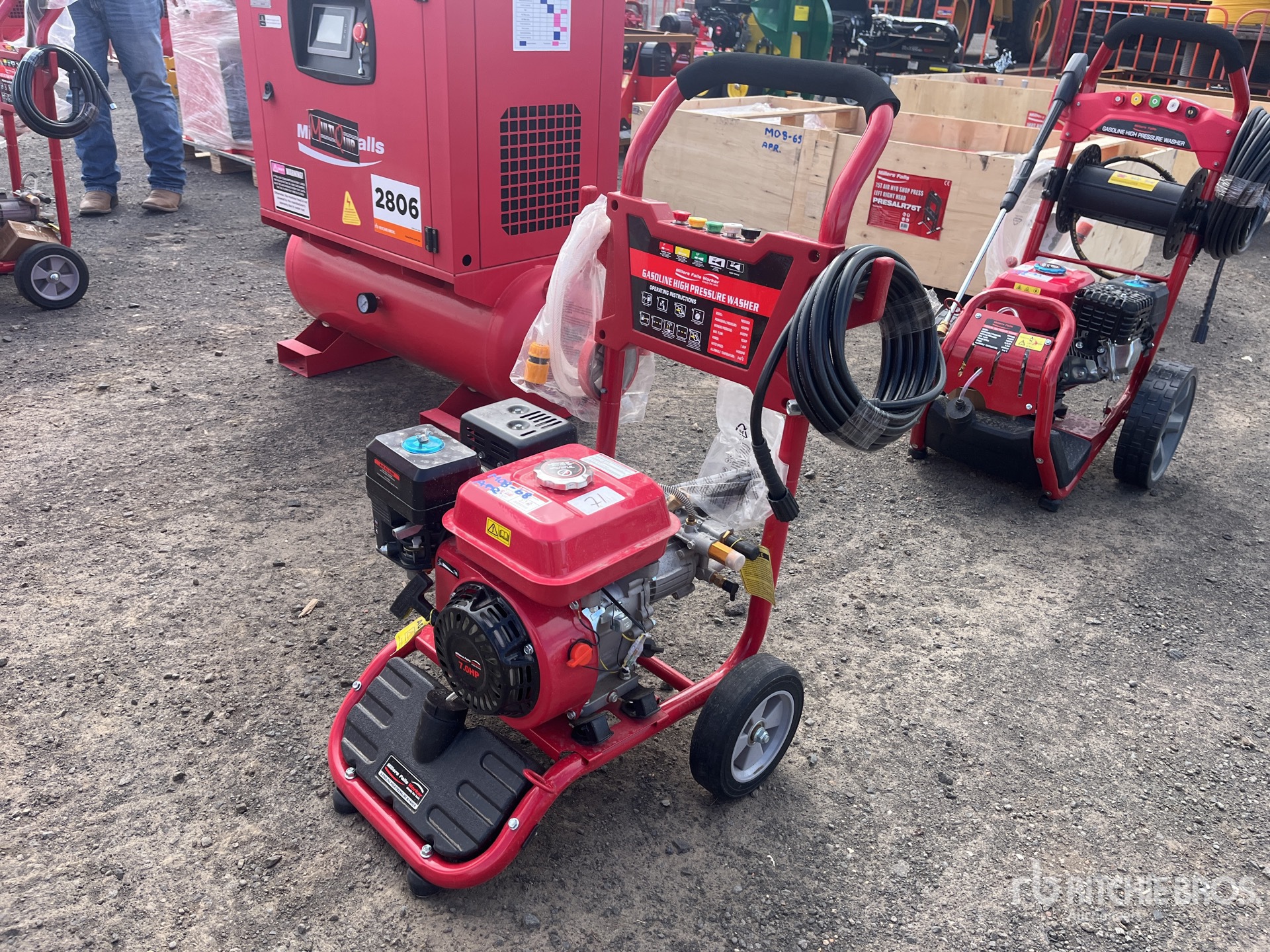 General Appearance with Picture, Left Front Corner