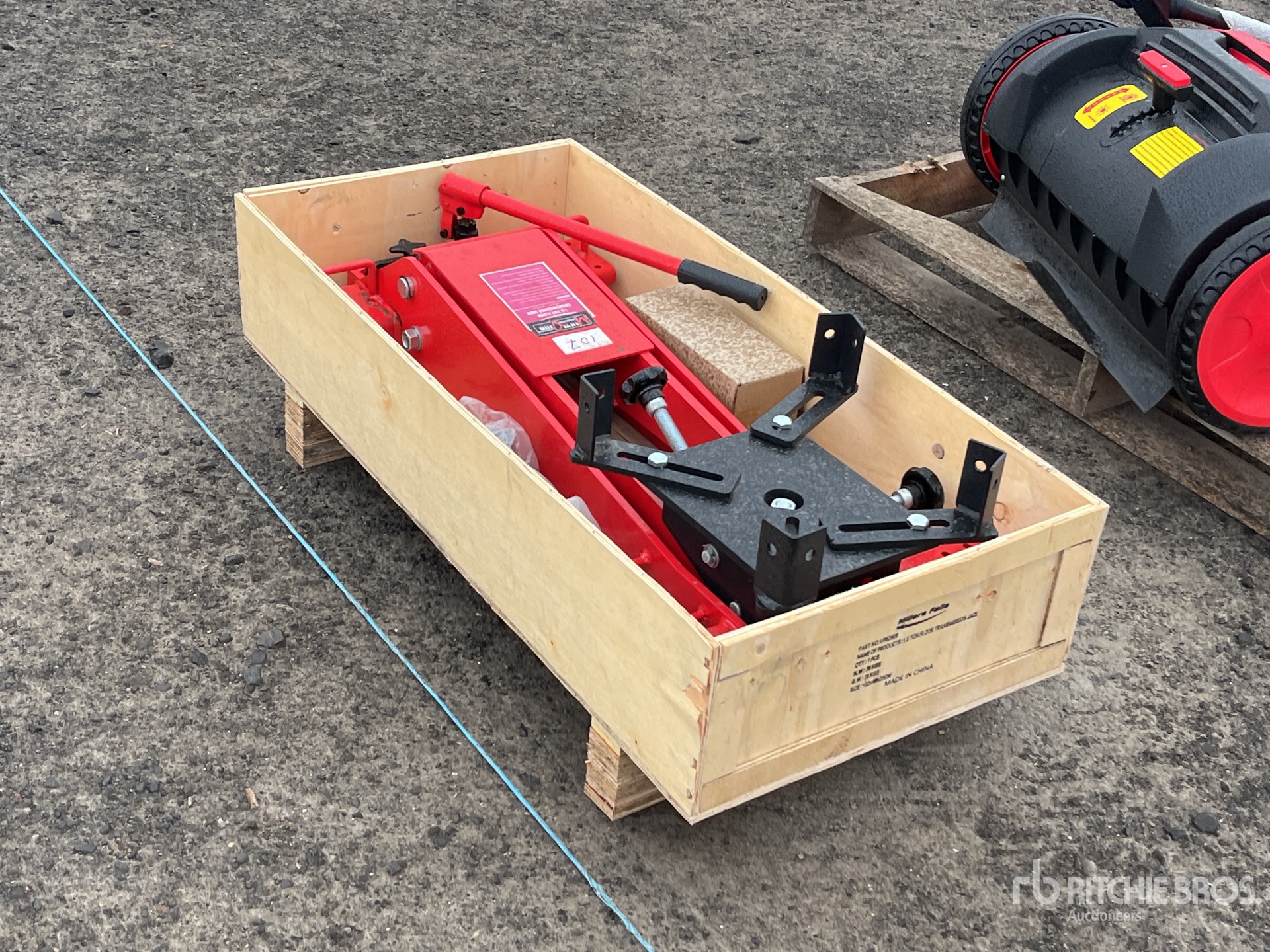 General Appearance with Picture, Left Front Corner