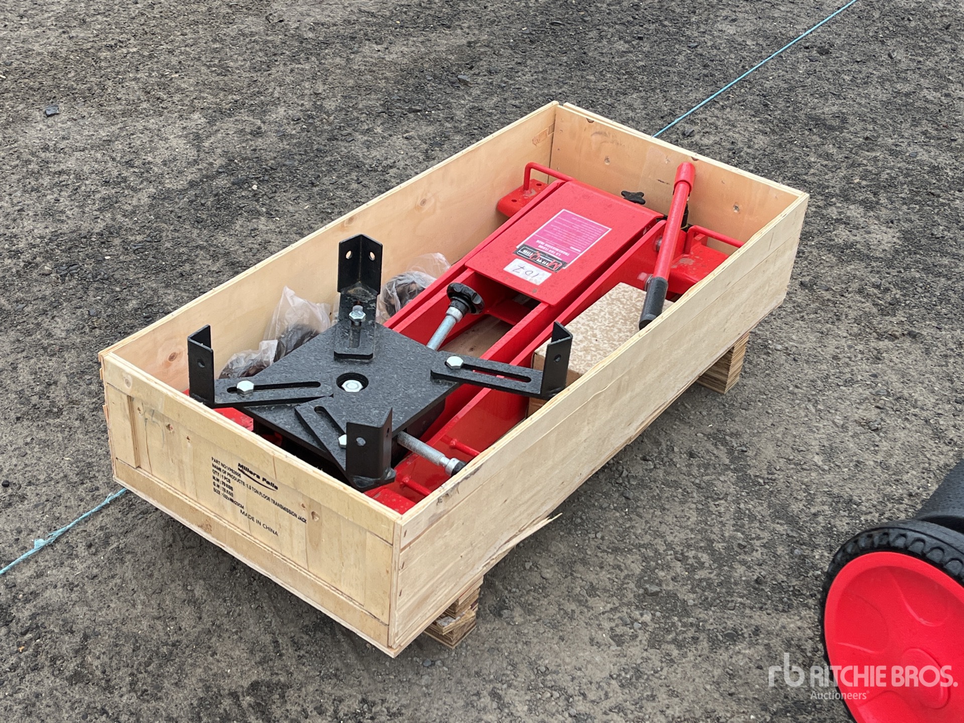 General Appearance with Picture, Left Rear Corner