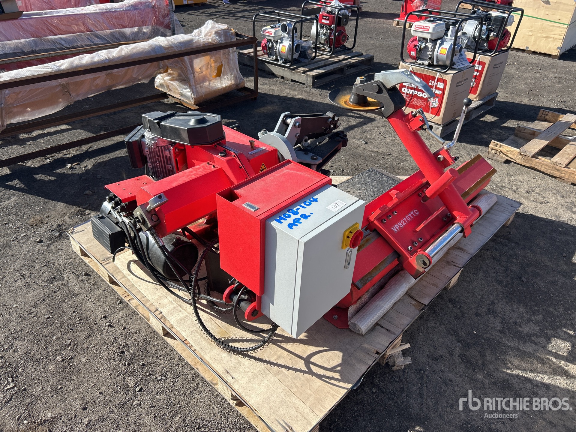 General Appearance with Picture, Right Front Corner