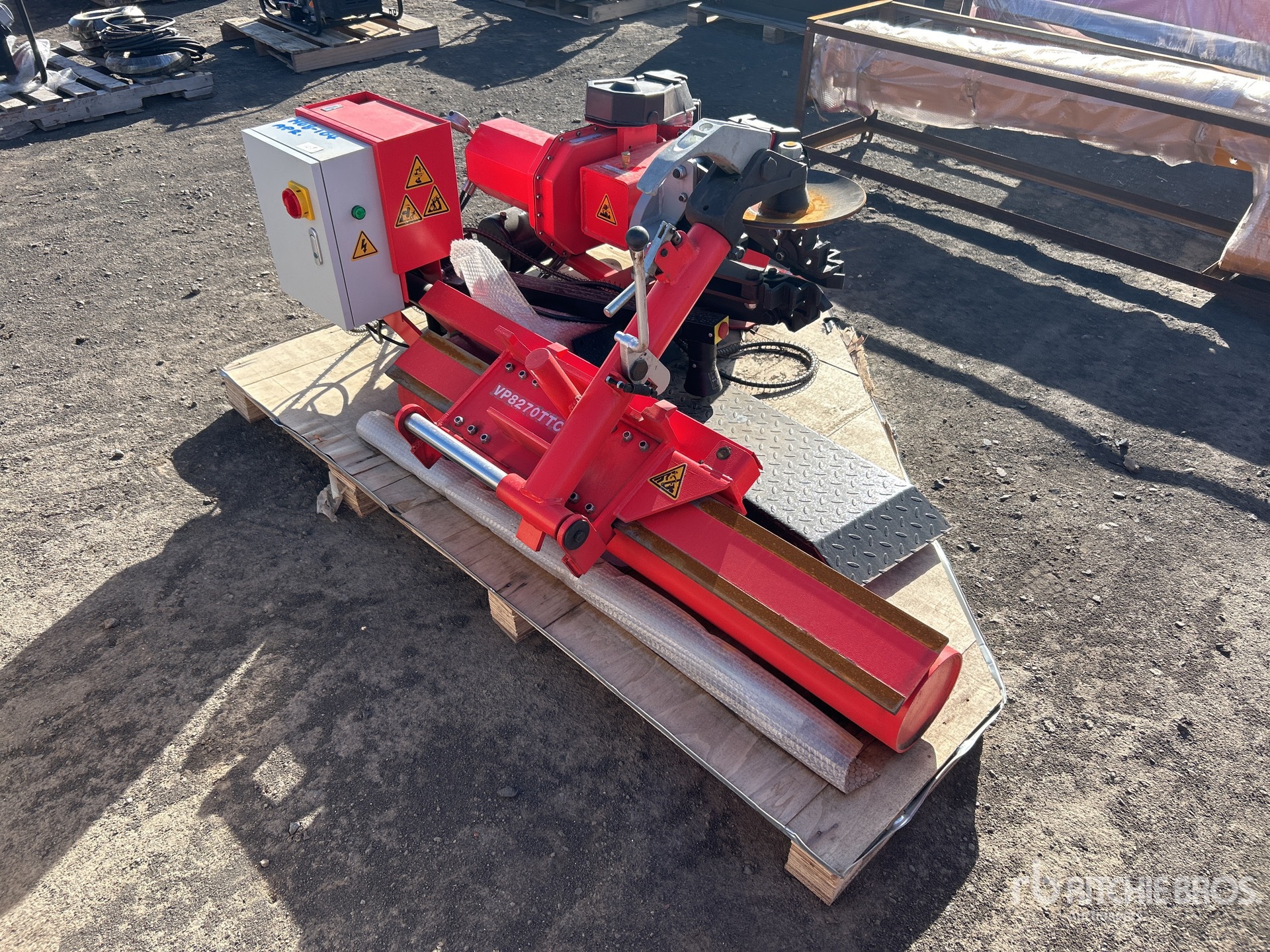 General Appearance with Picture, Left Front Corner