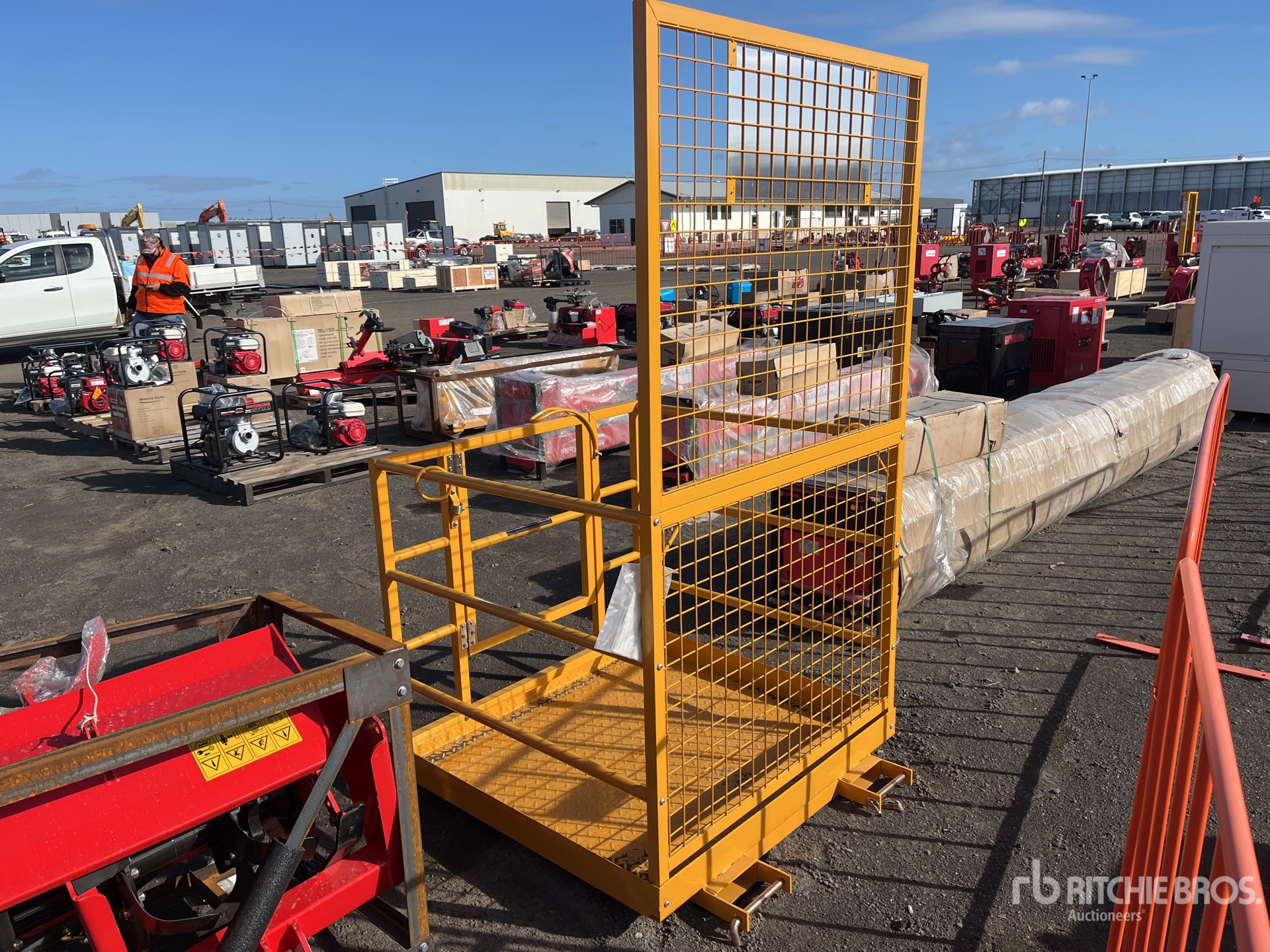 Aspect général with Image, coin arrière gauche