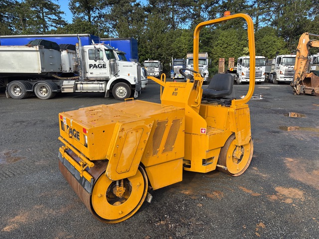 Sakai SW350 Double Drum Roller