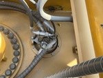 Hydraulics with Hydraulic Center Swivel