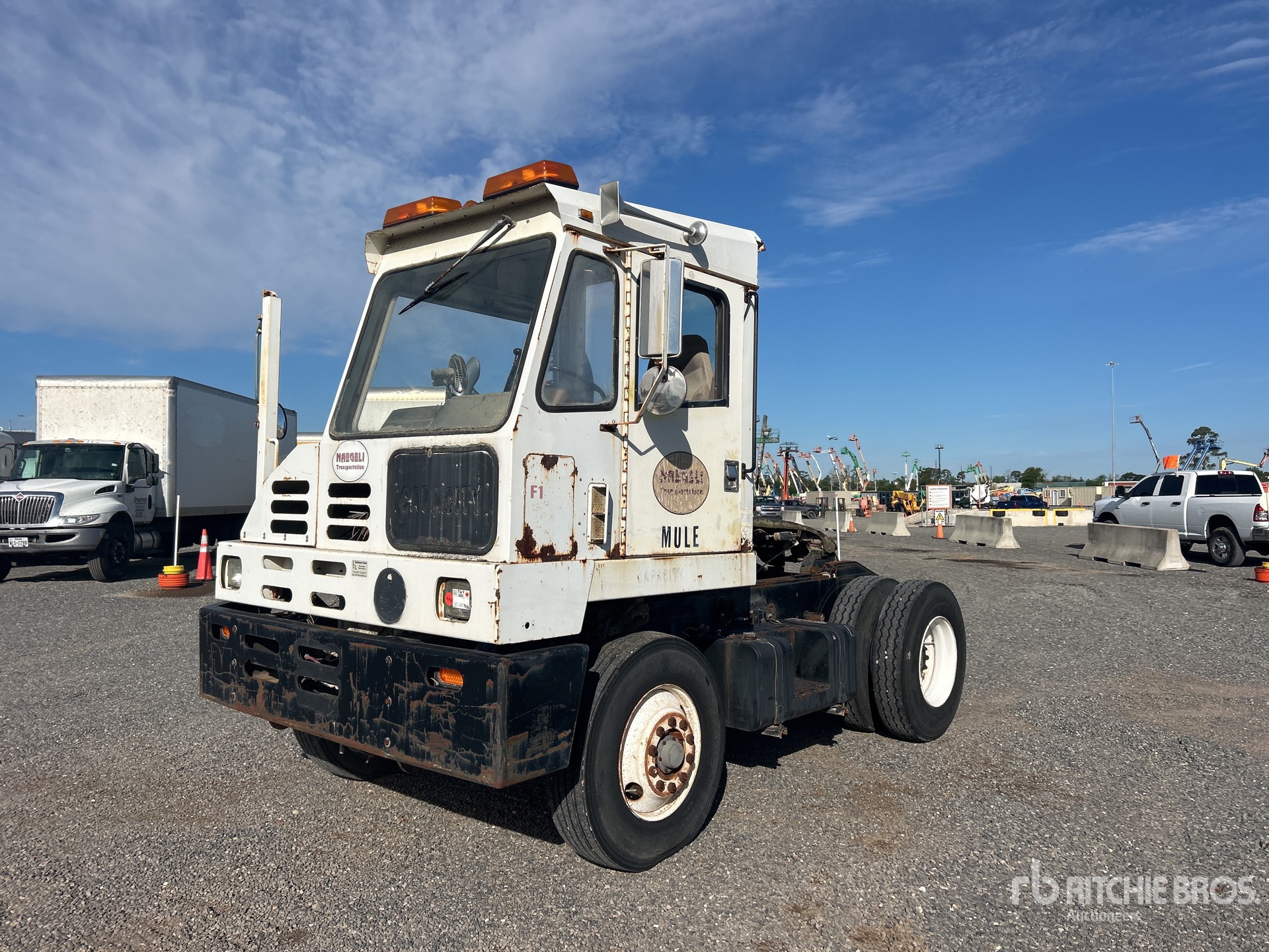 General Appearance with Image, coin avant gauche