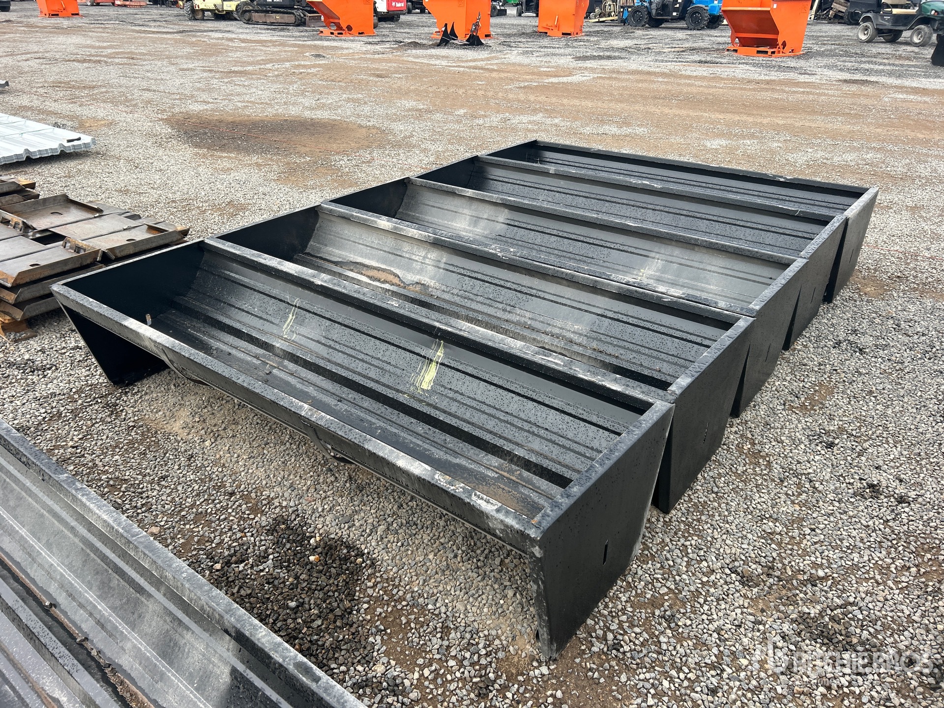 Aspect général with Image, coin arrière droit