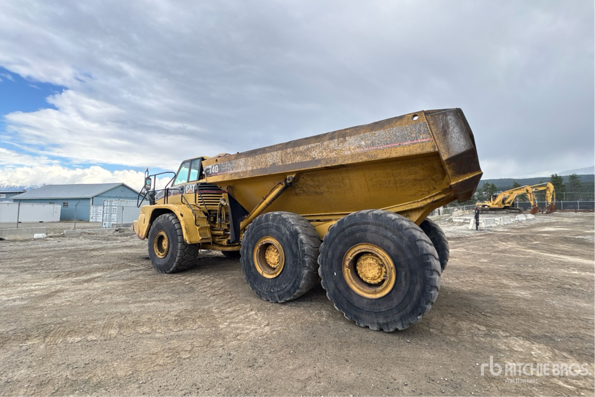 General Appearance with Picture, Left Rear Corner