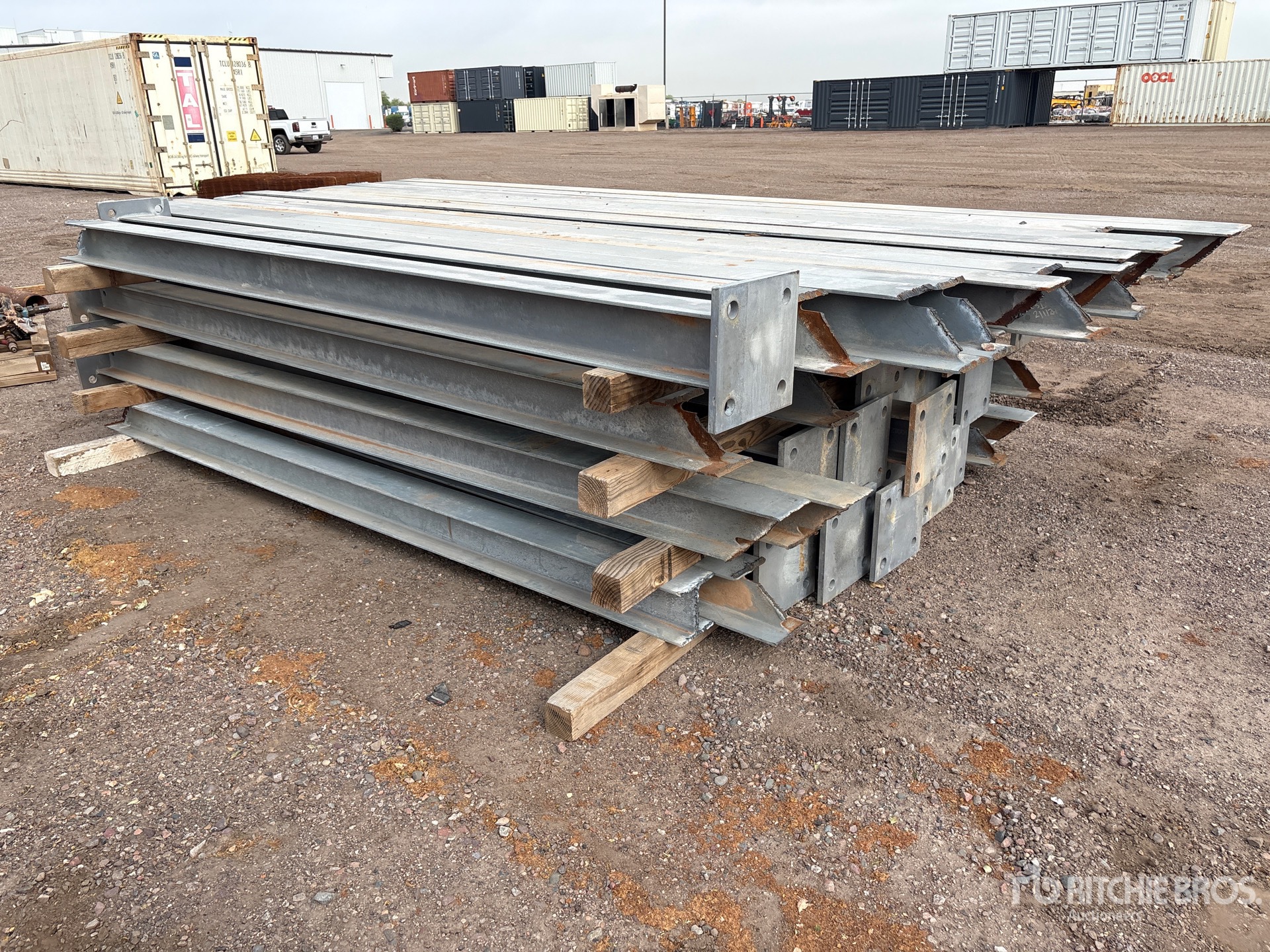 General Appearance with Bild, Ecke hinten rechts