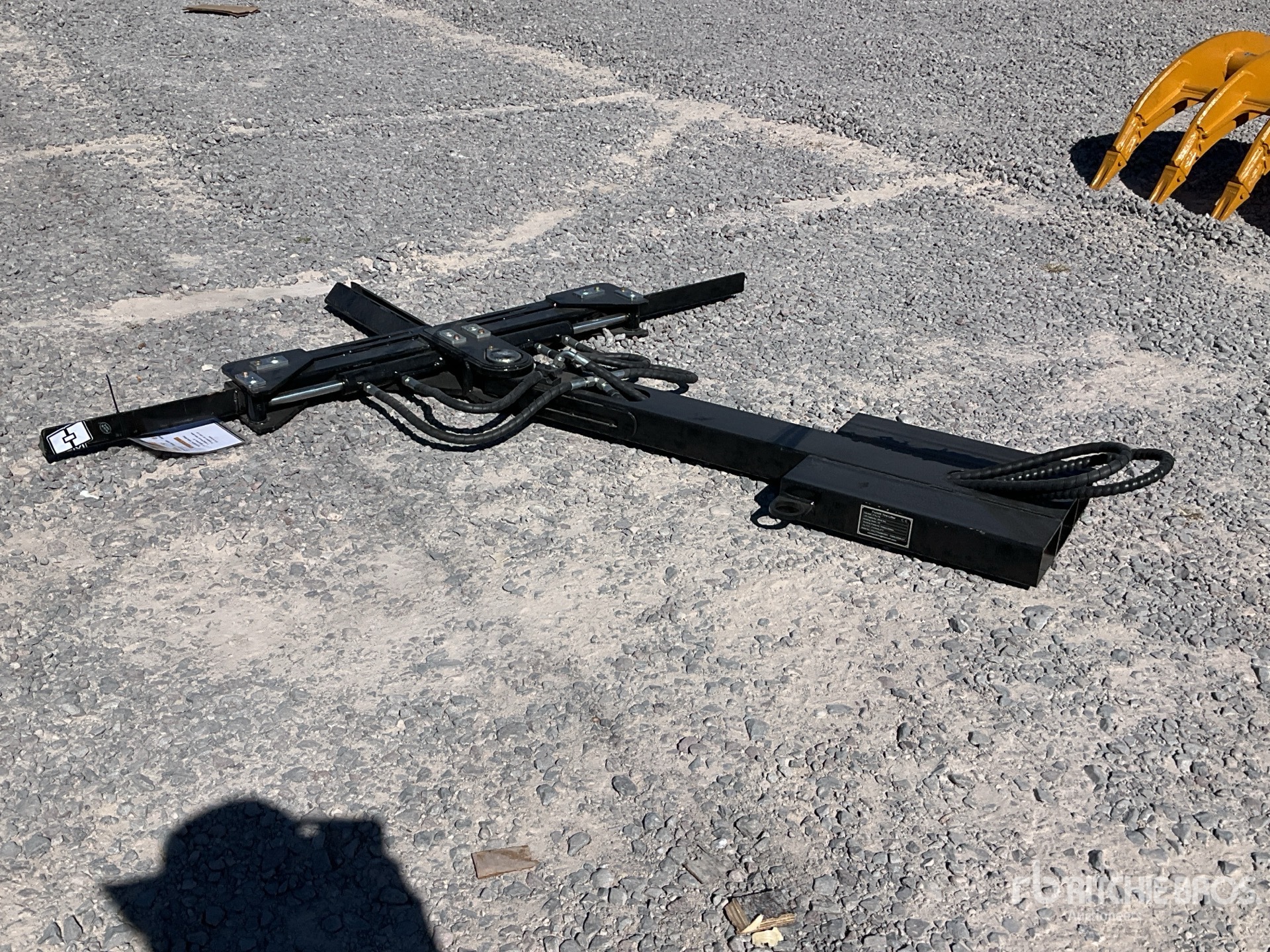 General Appearance with Foto, angolo posteriore sinistro