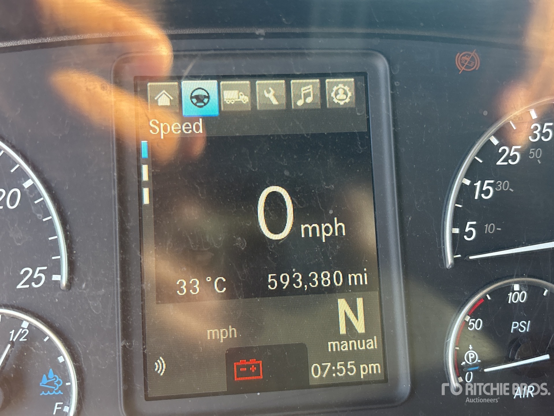 2019 Freightliner CASCADIA 126