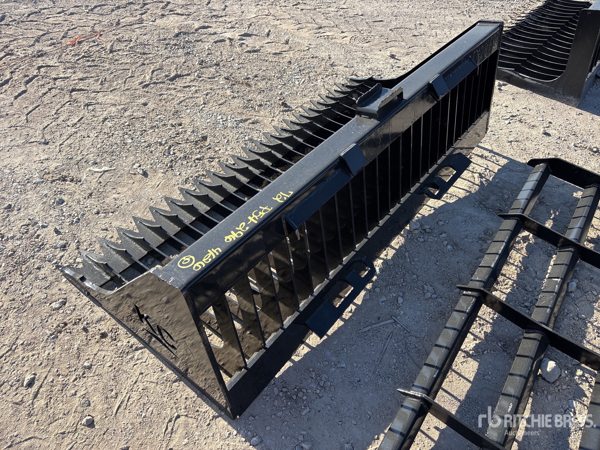 General Appearance with Image, coin arrière gauche