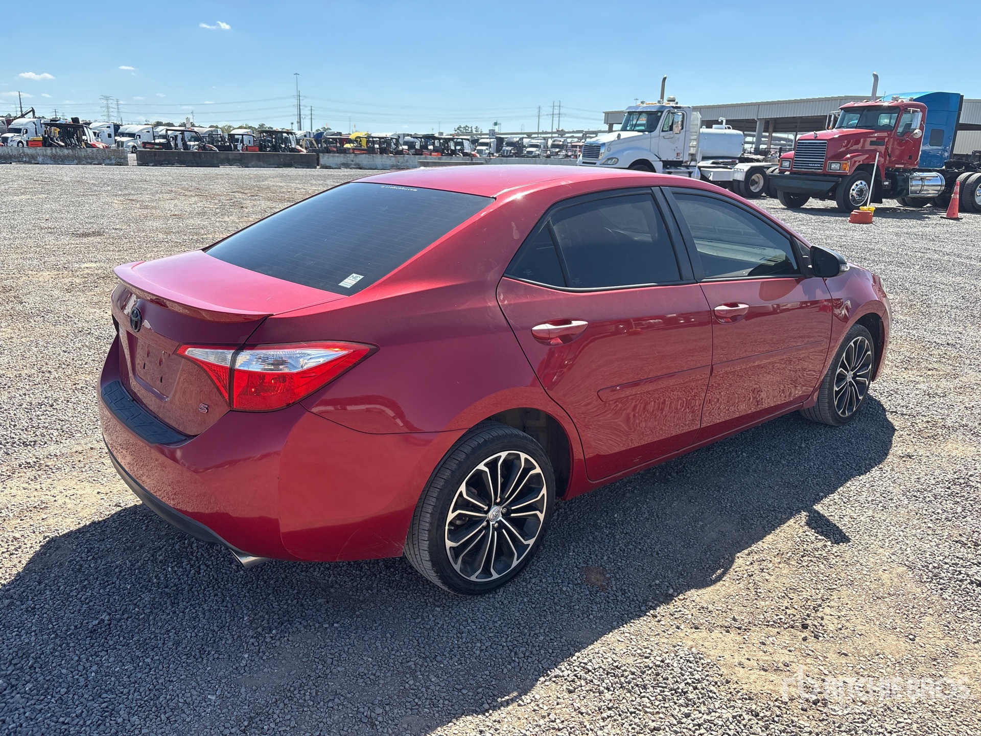 General Appearance with Picture, Right Rear Corner