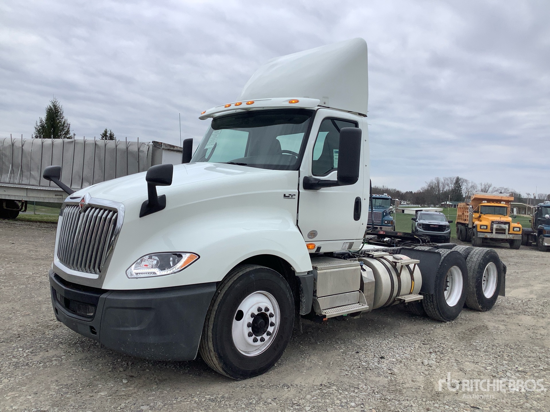 General Appearance with Imagen: esquina delantera izquierda