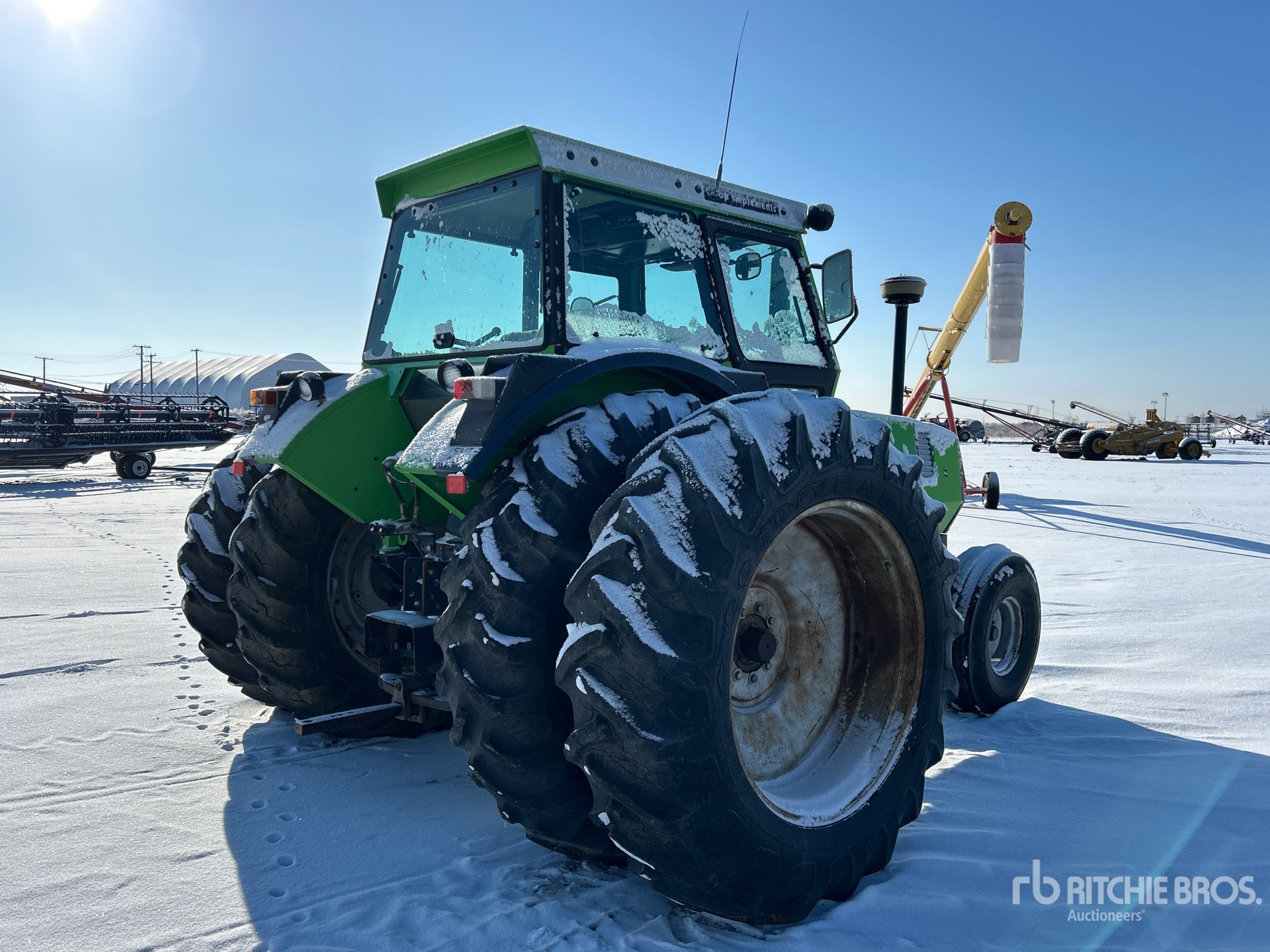 General Appearance with Zdjęcie, prawy dolny róg