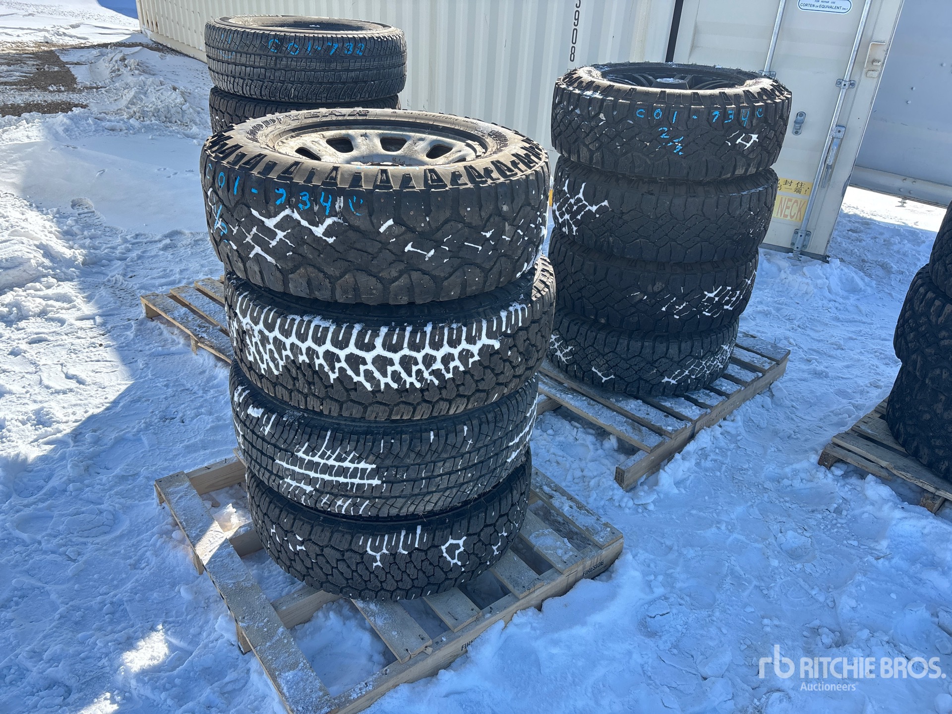 Aspect général with Image, coin avant gauche