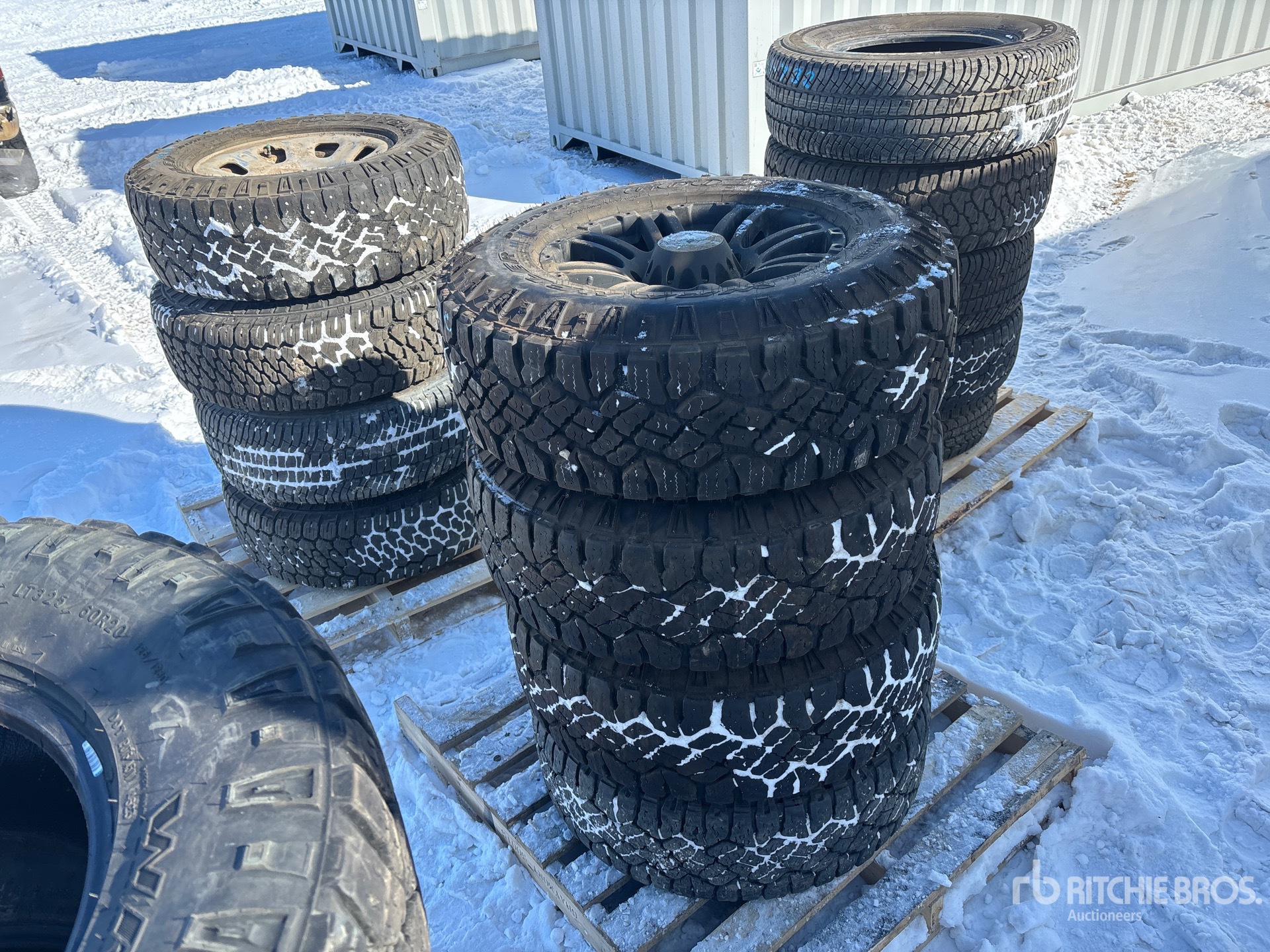 Aspect général with Image, coin arrière gauche