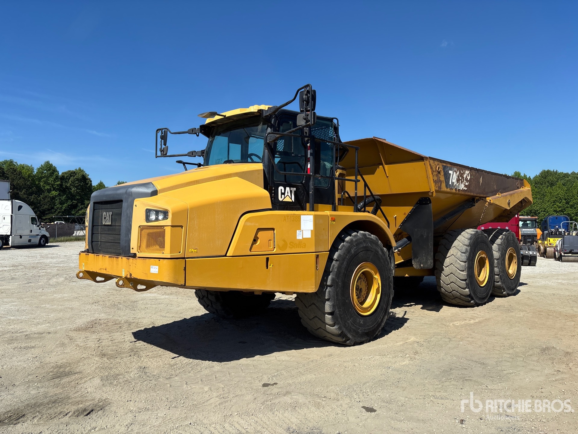 Photo of a 2019 Caterpillar 745