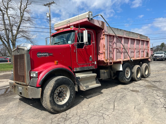 2001 Kenworth W900 8x4 Tri/A Dump Truck