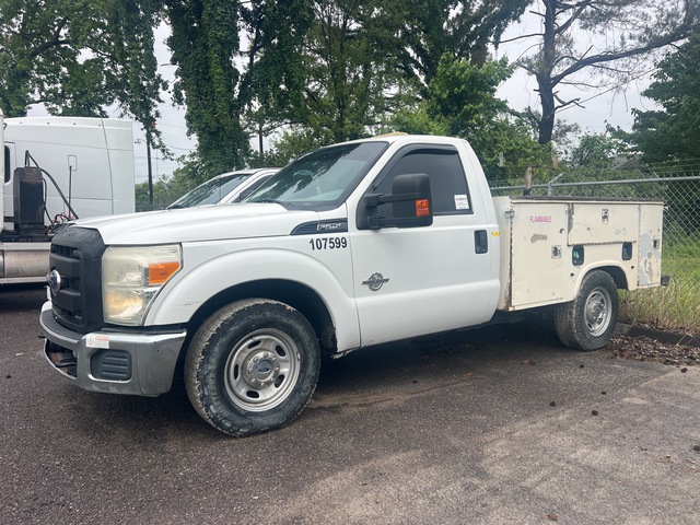 2015 Ford F-250 XL 4x2 Utility Truck 2015 Ford F-250 XL 4x2 Utility Truck
