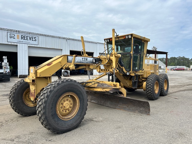 2000 Cat 12H Motor Grader