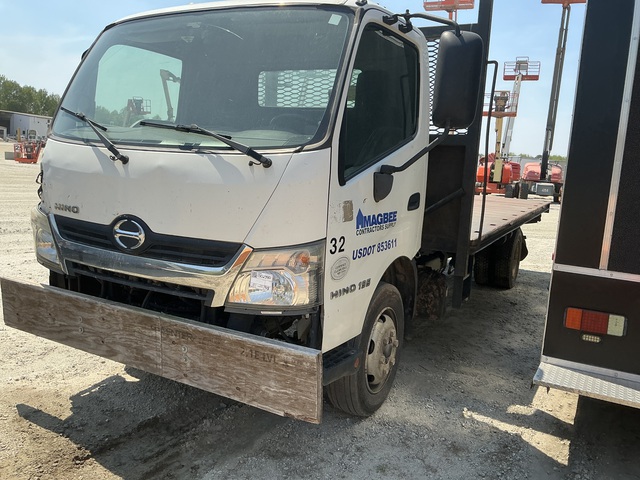 2016 Hino 195 Cab and Chassis (Inoperable)