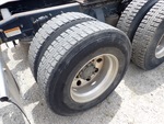 4 Underbody - Truck with Right Rear Drive Tires