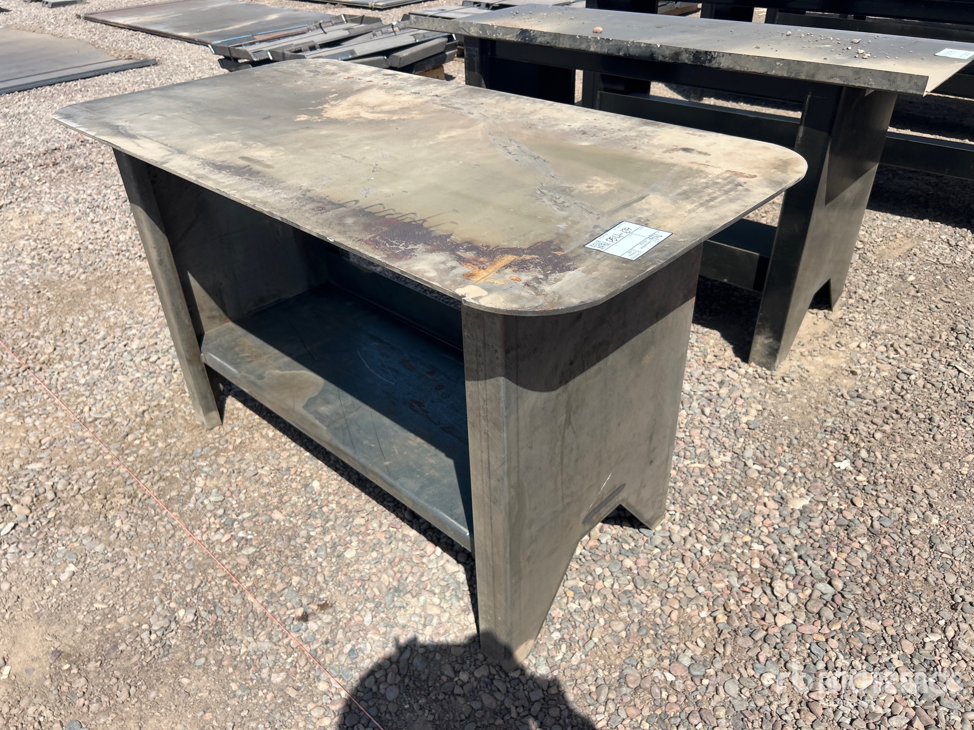 General Appearance with Featured Photo