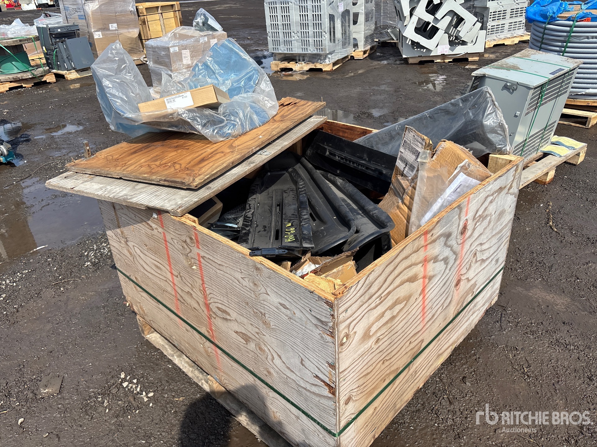 General Appearance with Bild, Ecke hinten rechts