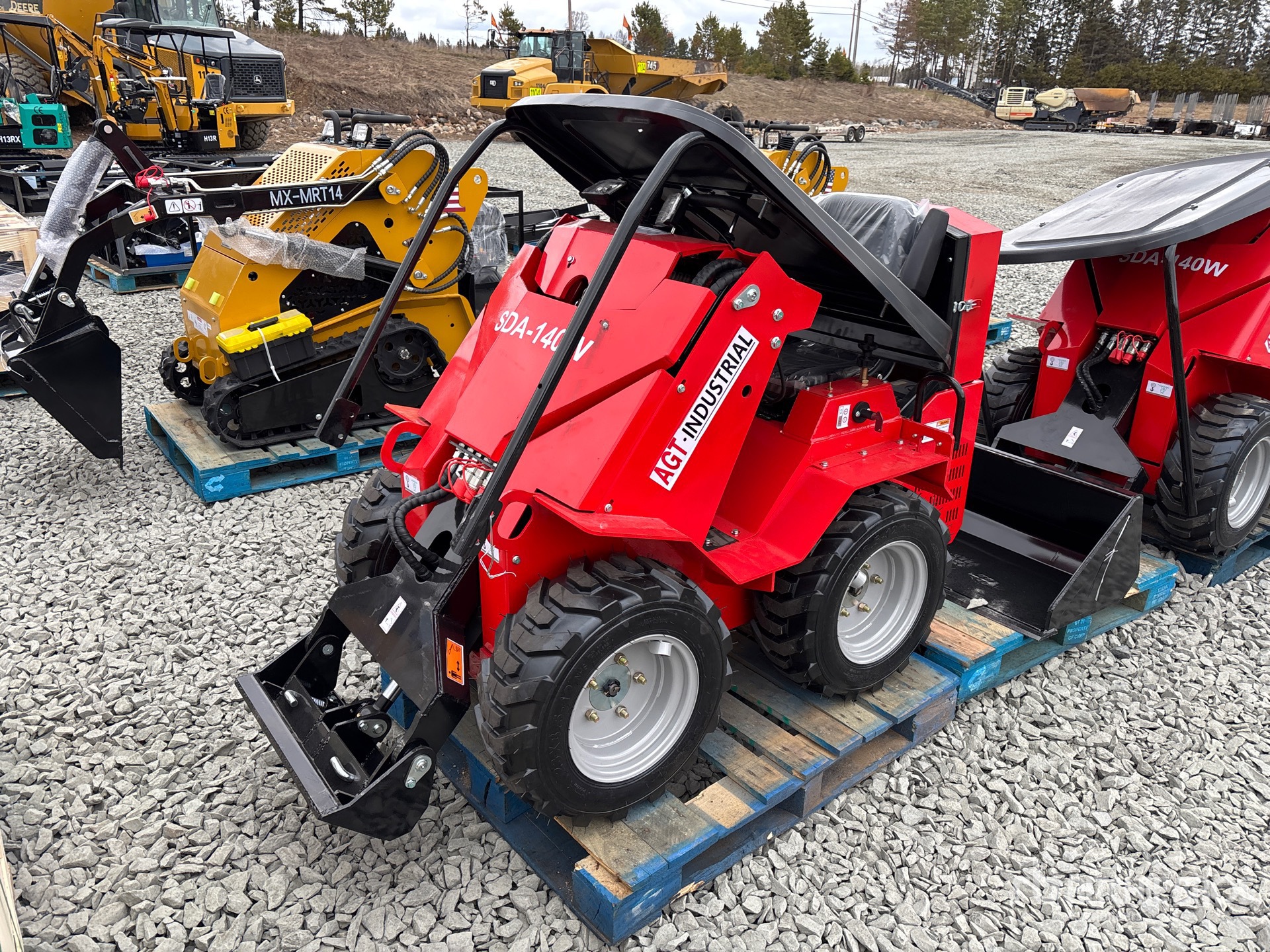 Photo of a 2026 AGT SDA140W