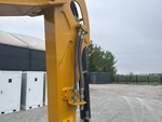 Hydraulics with Auxiliary Hydraulic Plumbing