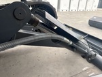 Hydraulics with Blade Lift Cylinder