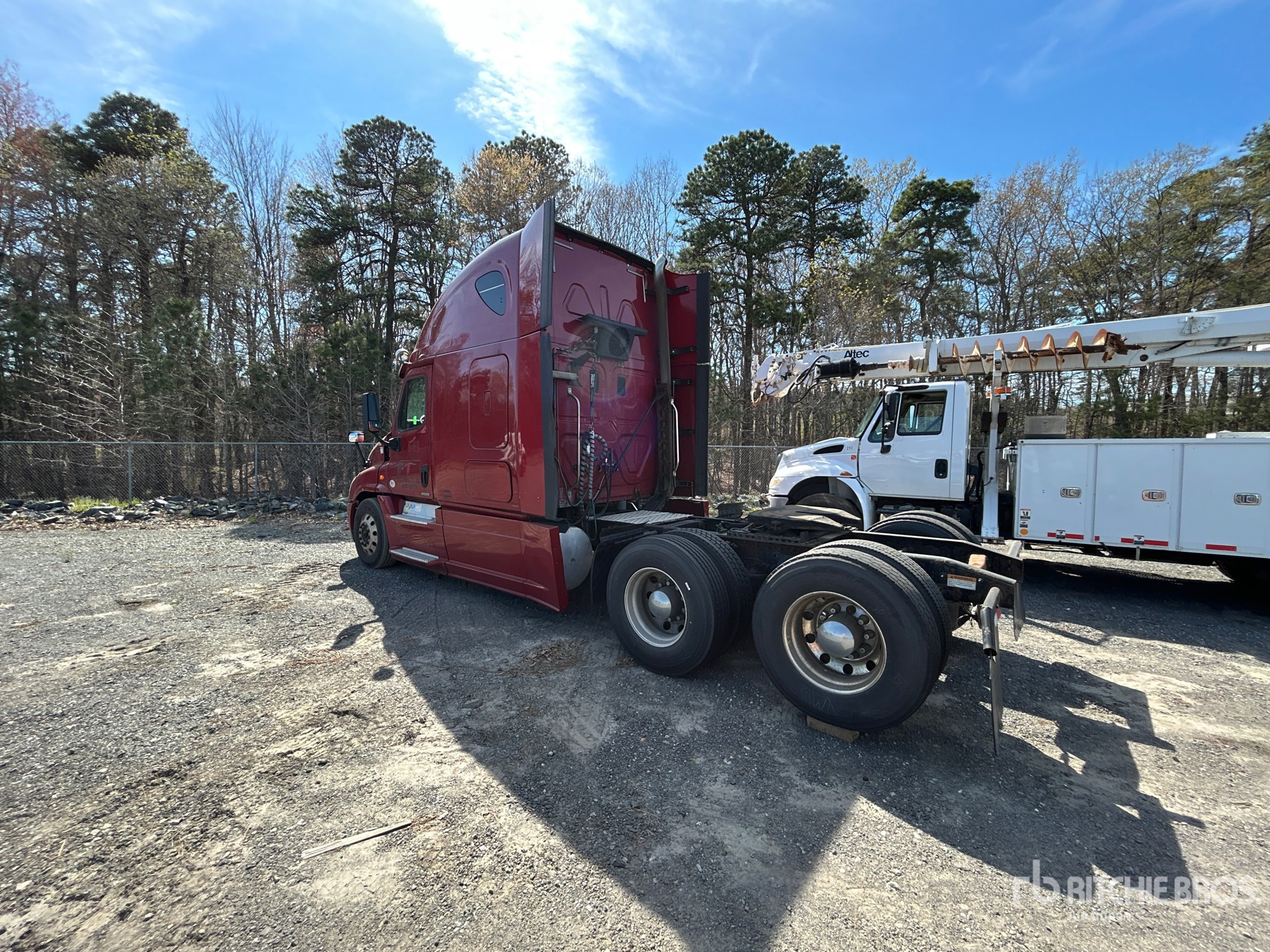 General Appearance with Imagen: esquina trasera izquierda