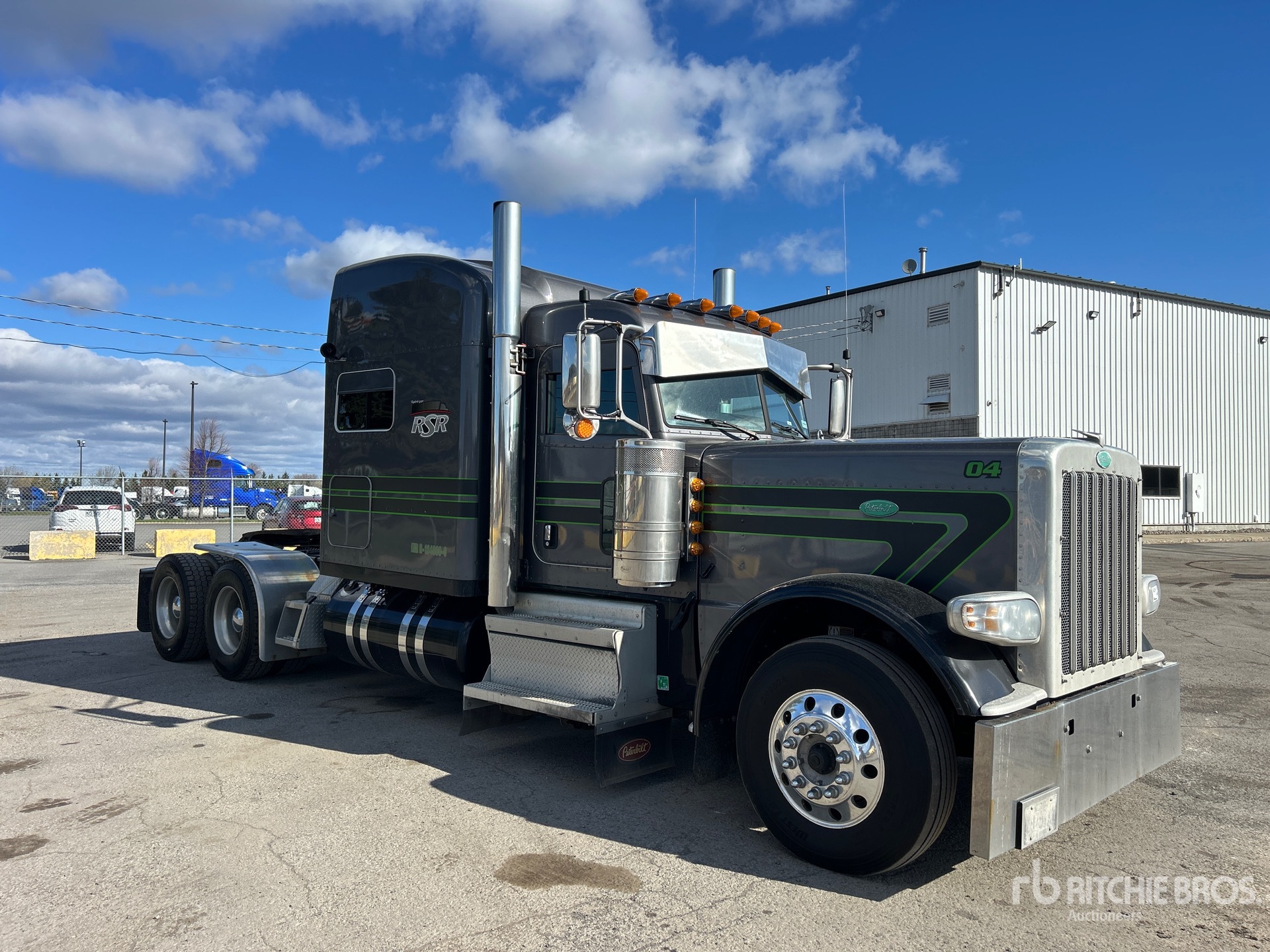 2020 Peterbilt 389