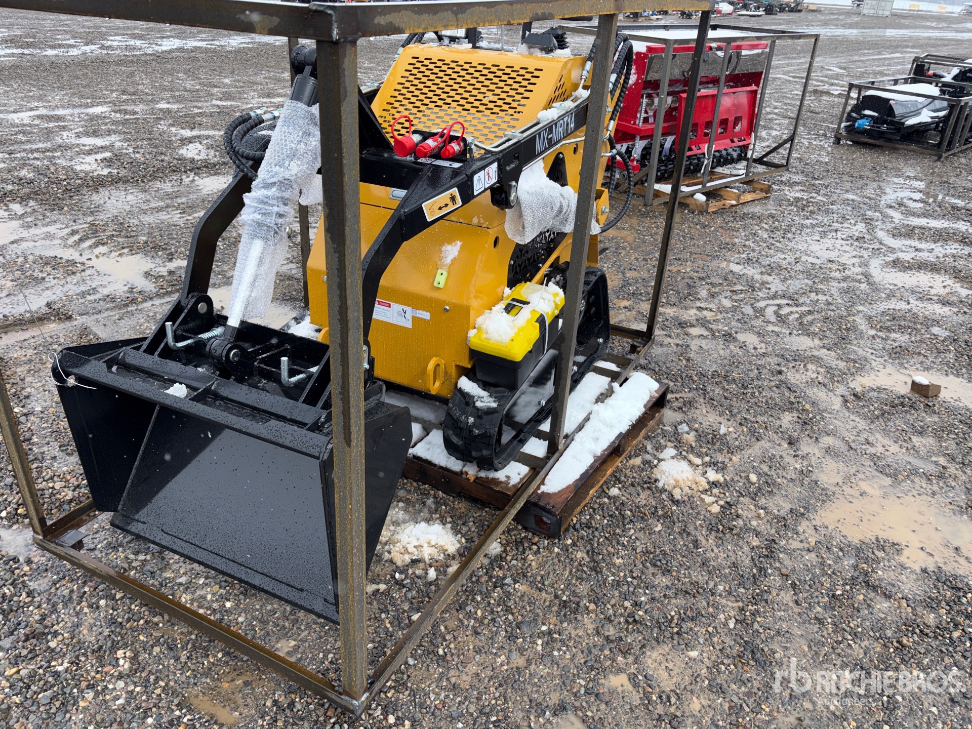 General Appearance with Featured Photo