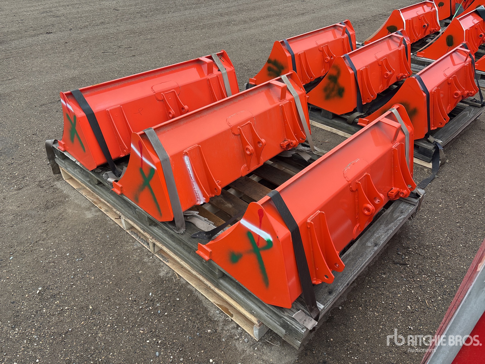 General Appearance with Bild, Ecke hinten links