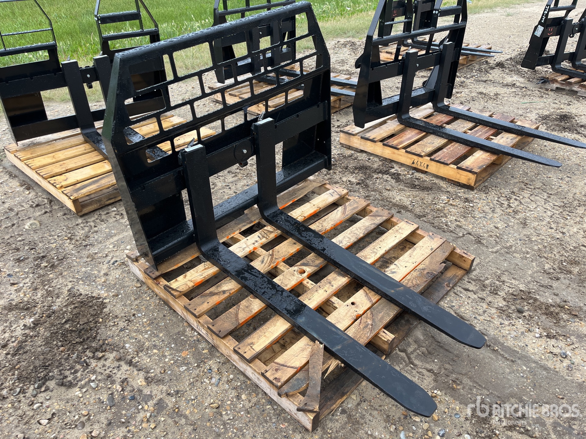 General Appearance with Bild, Ecke vorne rechts