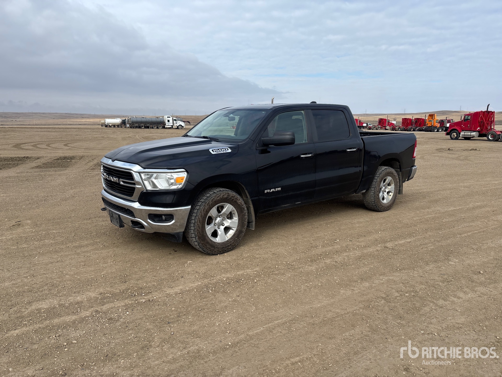 General Appearance with Picture, Left Front Corner