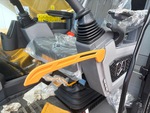 Safety with Bedienelement-Verriegelungshebel
