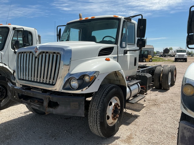 2011 International 7500 6x4 Cab and Chassis